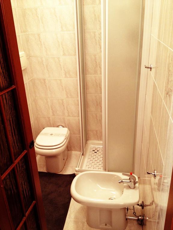 B&B Il Cortile Калолциокорте Стая снимка